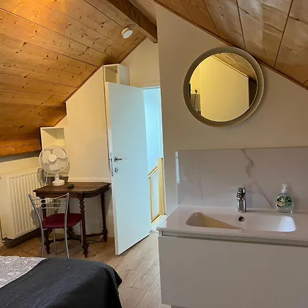 Dame Cerise Apartment *