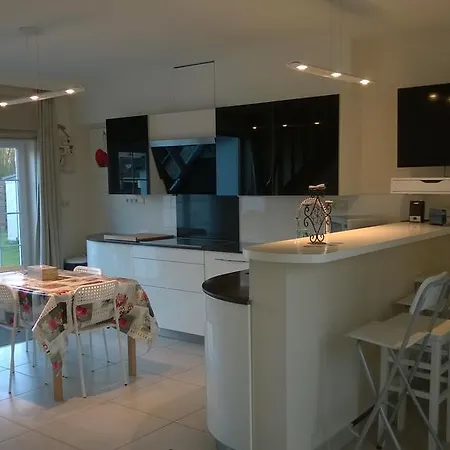 Dame Cerise * Βαβρ