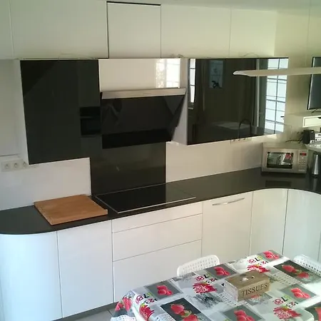 Dame Cerise Βαβρ